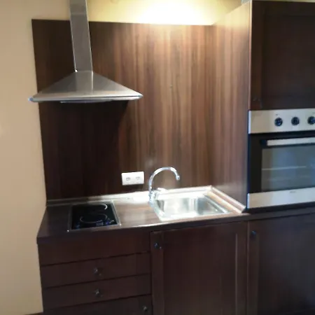 Visit Sunny Sarka Apartman